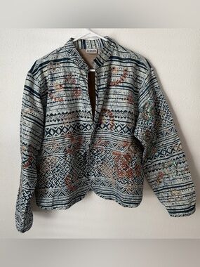 Chico's Multicolor Embroidered Navy & Cream Jacket